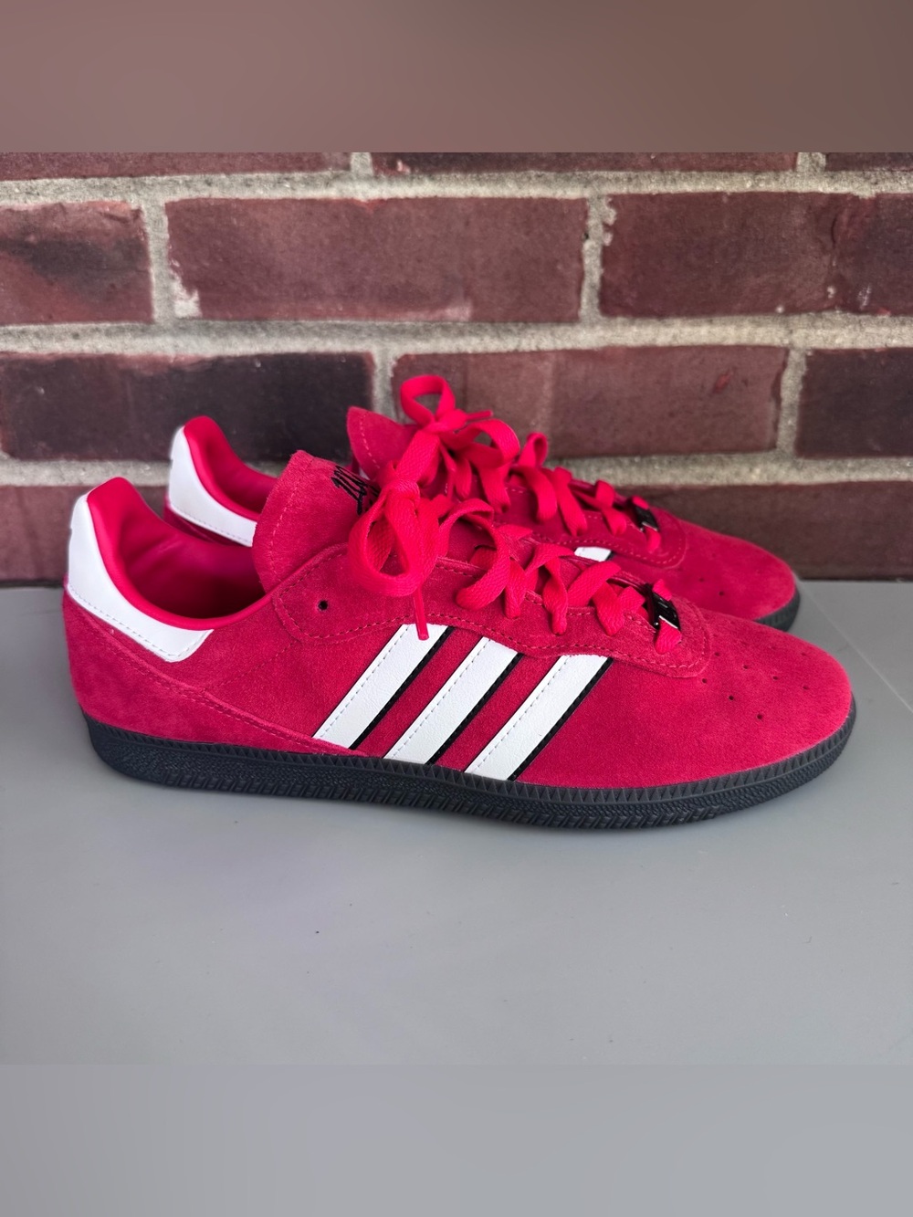 Adidas Originals Honor Among Thieves Dungeons & Dragons Red Suede Shoes Men’s 9